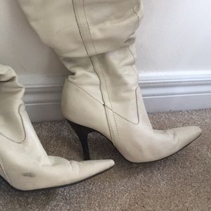 High heel boots